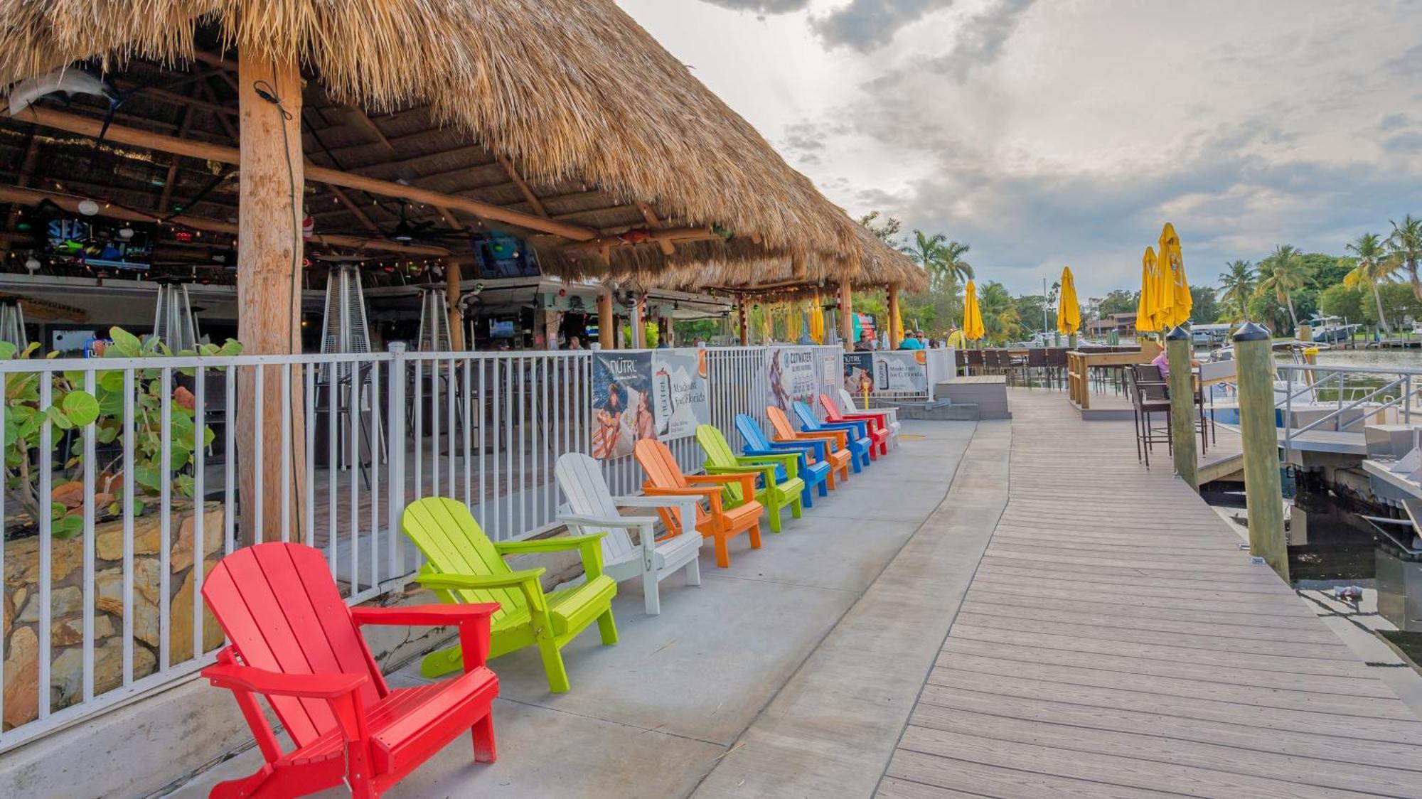 Appartement All-new Waterfront With Balcony,pool,tiki Bar,gym *