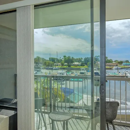 All-New Waterfront With Balcony,Pool,Tiki Bar,Gym Sarasota Exterior photo